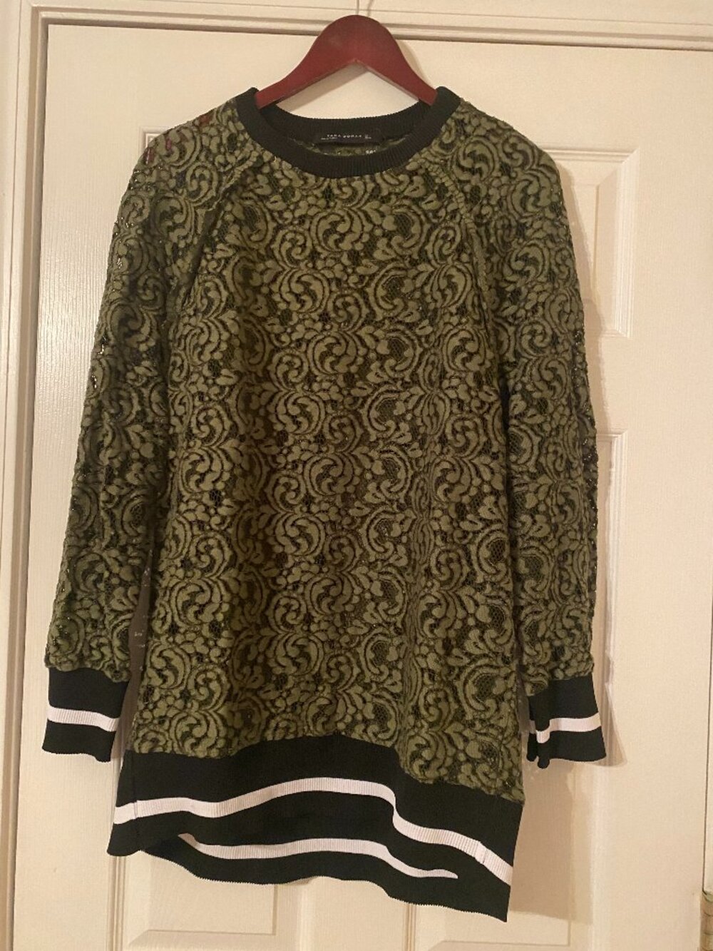 ZARA LACE BLOUSE GREEN SIZE L